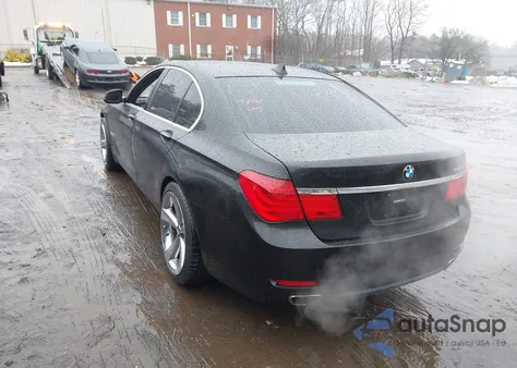 2010 BMW 750I z USA, uszkodzony, nr VIN WBAKA8C56ACY35755